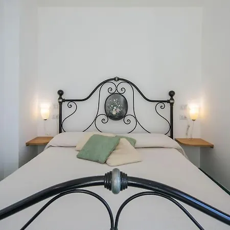 Lena Holiday home