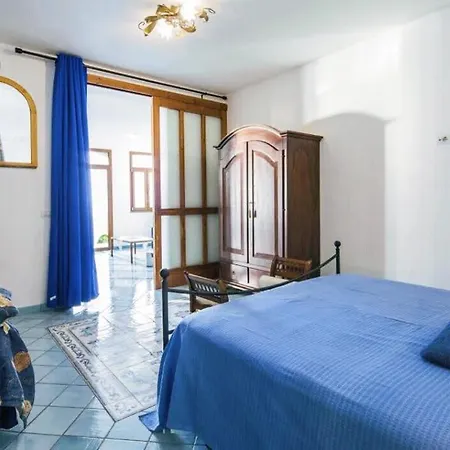 Lena Conca dei Marini