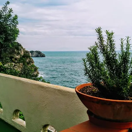 Lena Holiday home